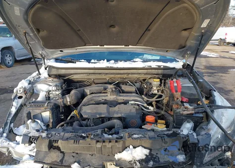 2015 Subaru Outback 2.5I Limited z USA, uszkodzony, nr VIN 4S4BSAJC4F3306039